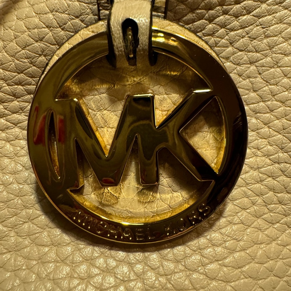 Michael Kors Pebble Leather satchel